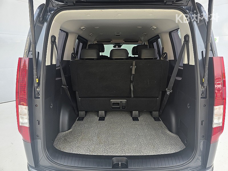 Hyundai Staria — miniaturë 12