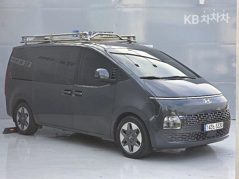 Hyundai Staria — miniaturë 17