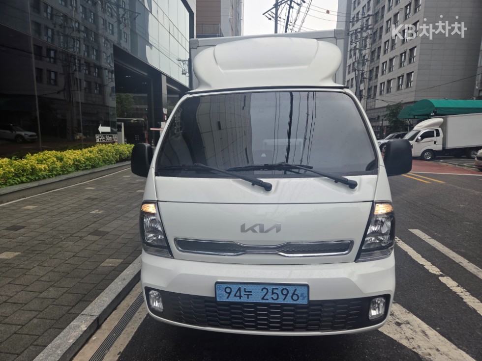 기아 더 2022년식 기아 더 뉴 봉고3 EV 내장탑차 1톤 플러스형 킹캡 초장축 기본형