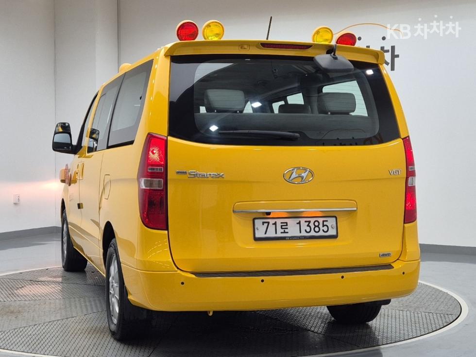 Hyundai Starex — miniaturë 2