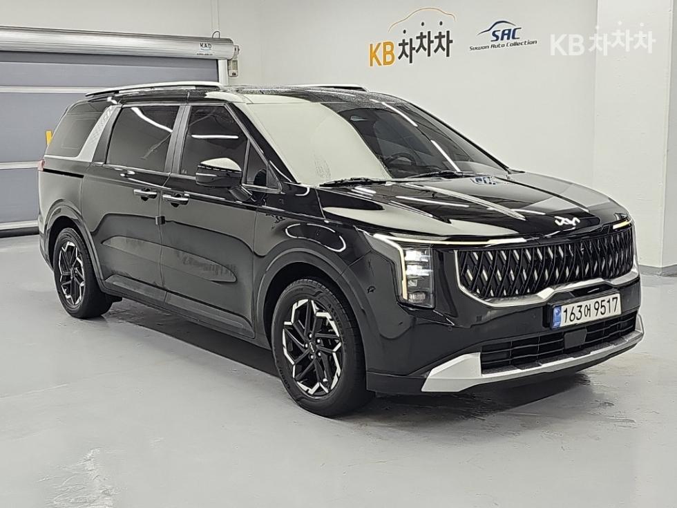 Kia Carnival — miniaturë 4
