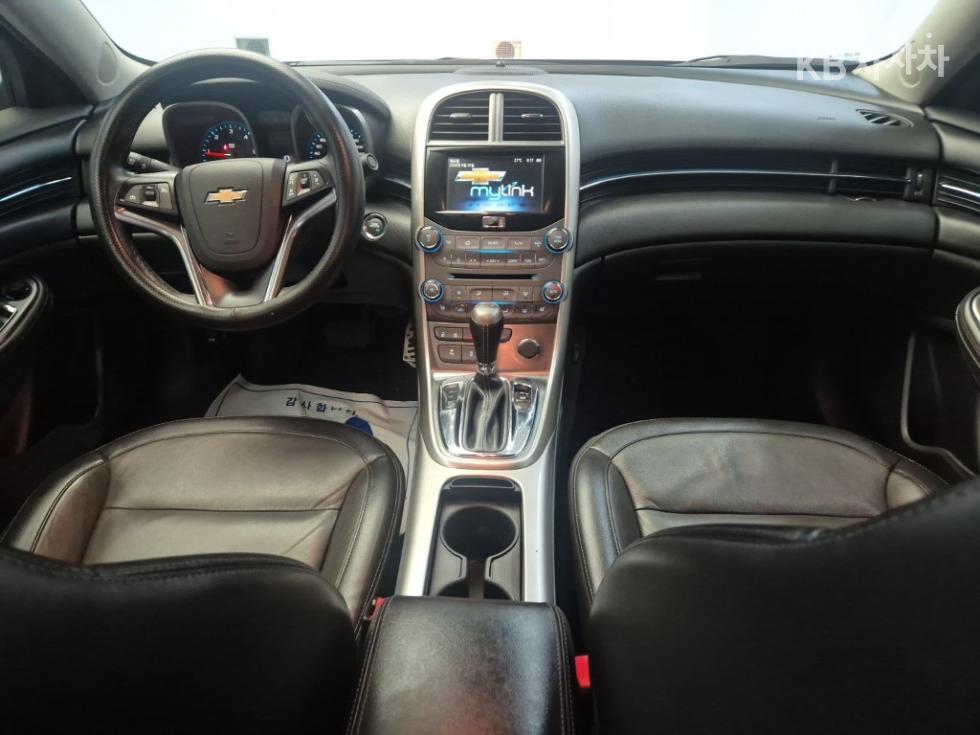 Chevrolet Malibu — miniaturë 7