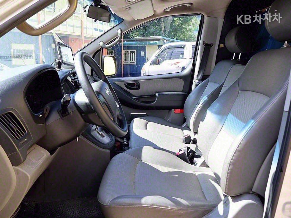 Hyundai Starex — miniaturë 5