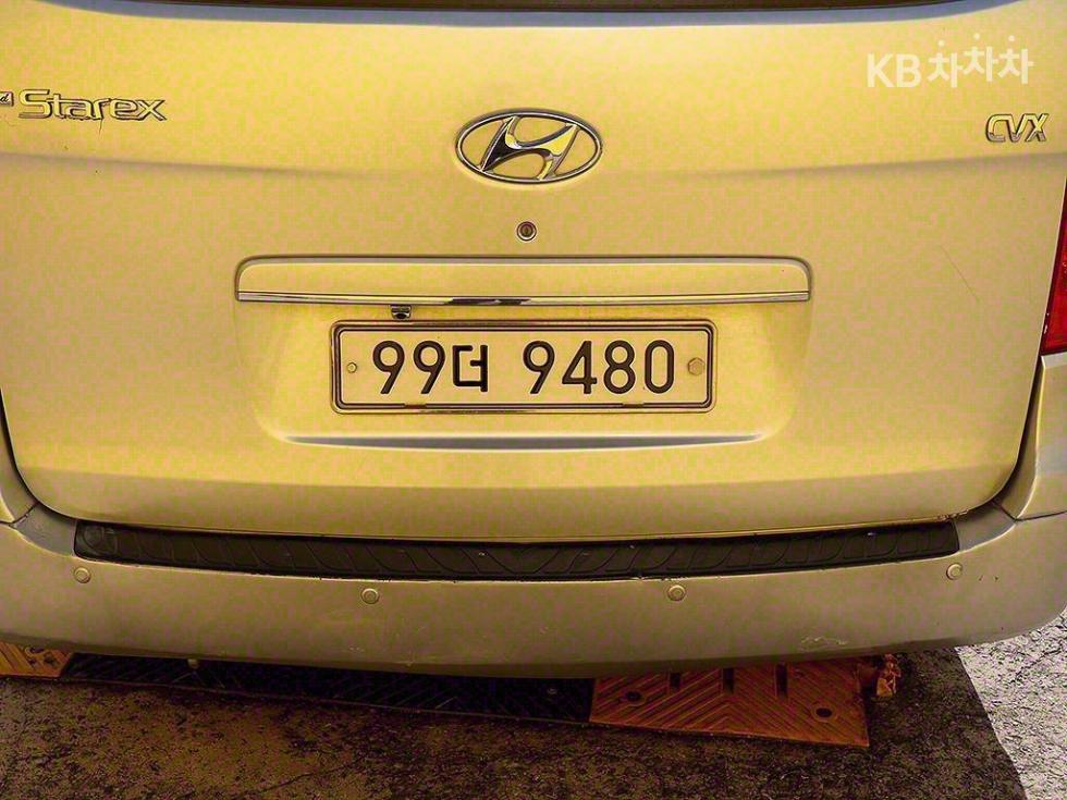 Hyundai Starex — miniaturë 13
