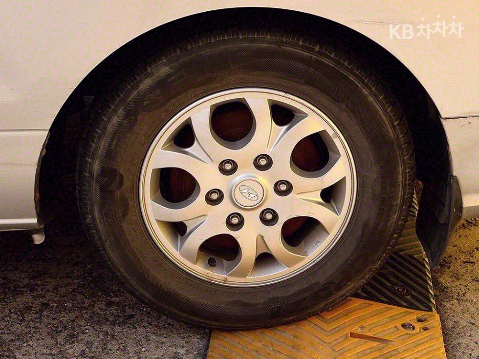 Hyundai Starex — miniaturë 19