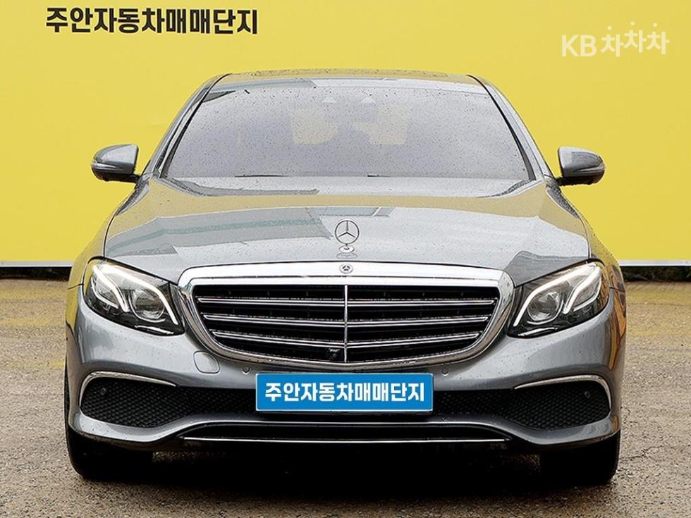 مرسيدس E-Class