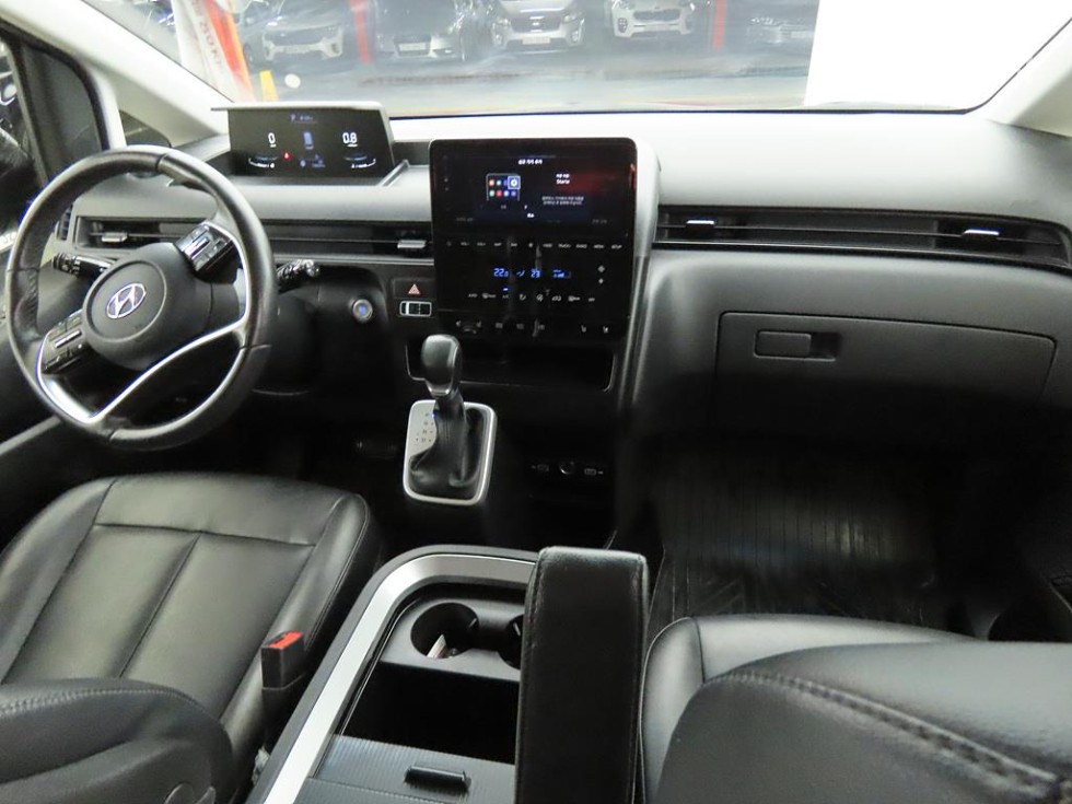Hyundai Staria — miniaturë 5