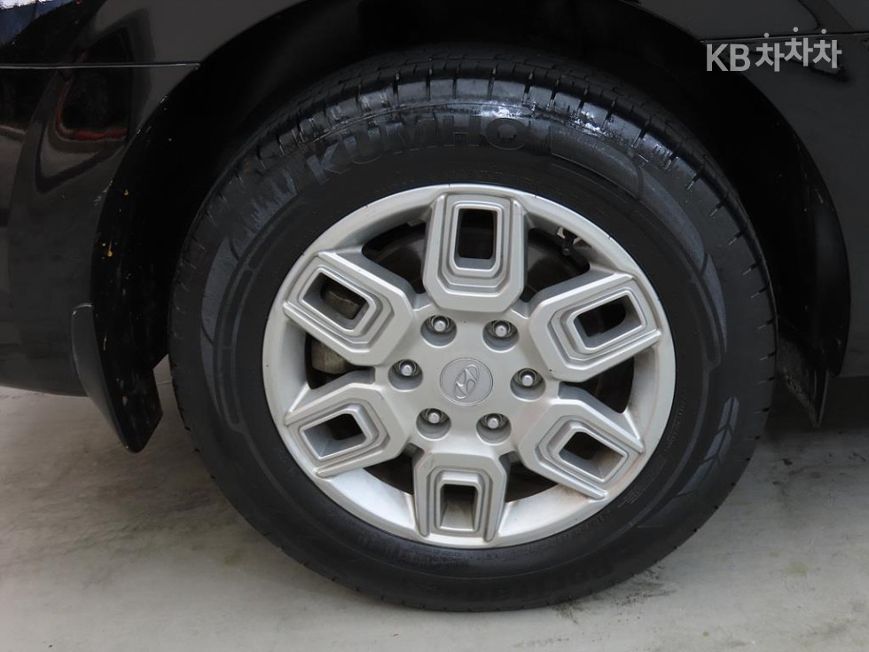 Hyundai Staria — miniaturë 20