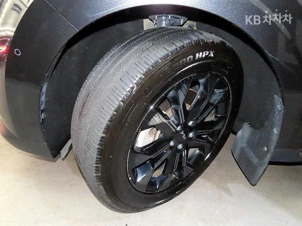 Kia Carnival — miniaturë 20