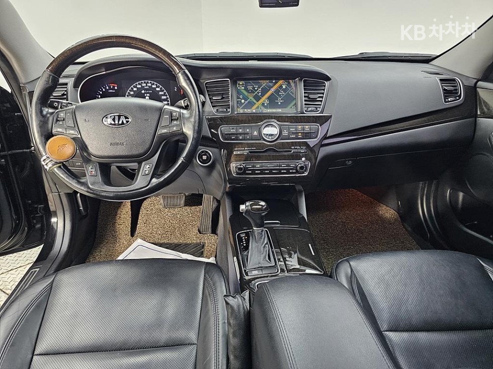 Kia K7 — miniaturë 5