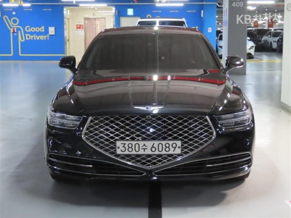 Genesis G90