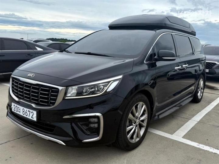 Kia Carnival — miniaturë 2