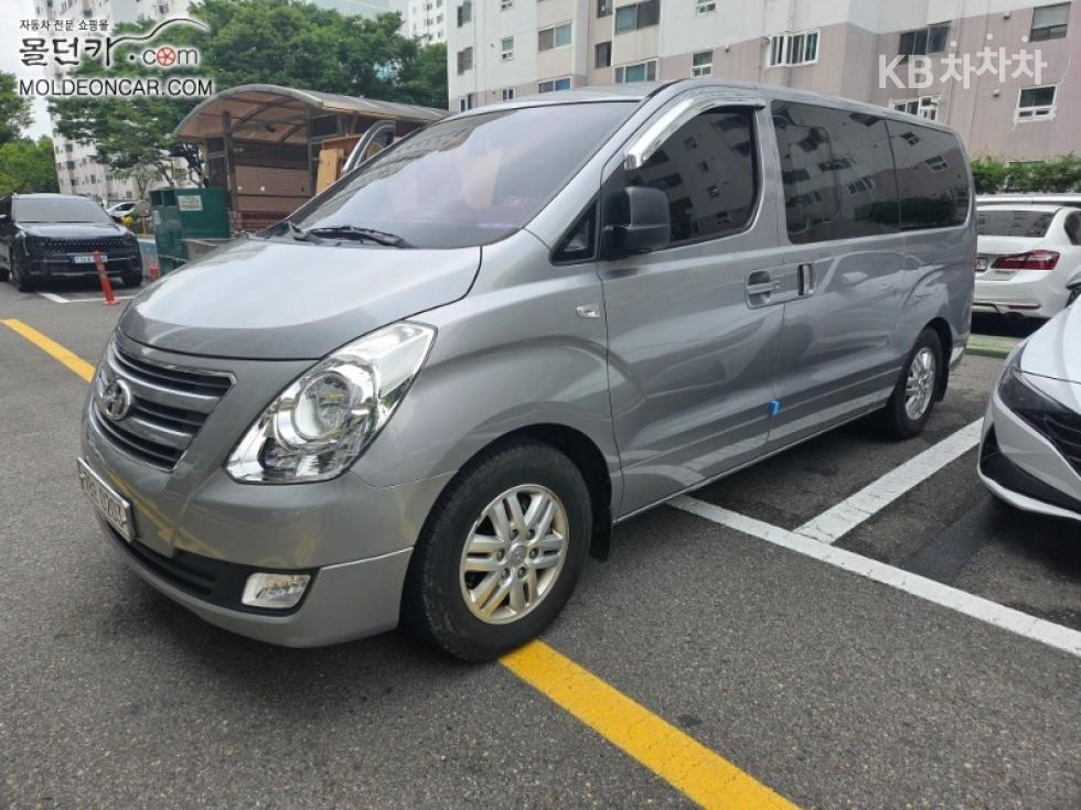 Hyundai Starex — miniaturë 2