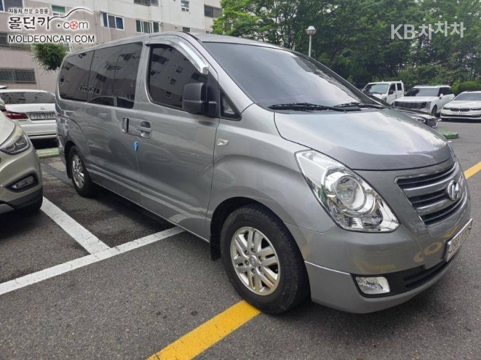 Hyundai Starex — miniaturë 3