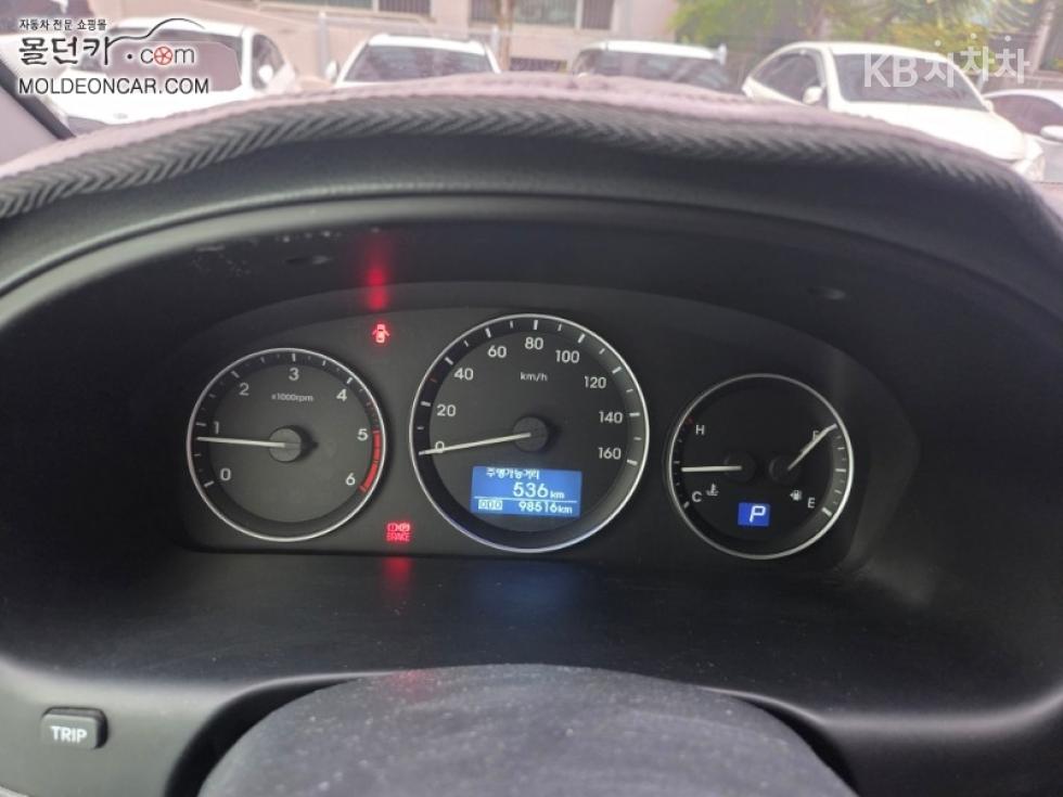 Hyundai Starex — miniaturë 7