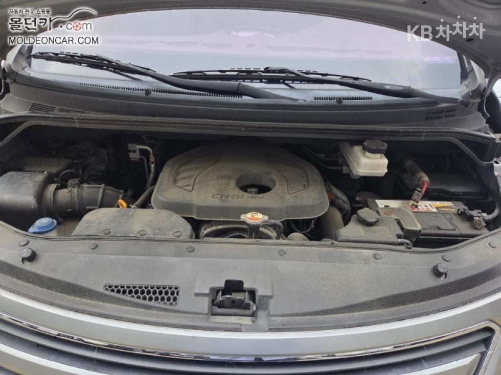 Hyundai Starex — miniaturë 10