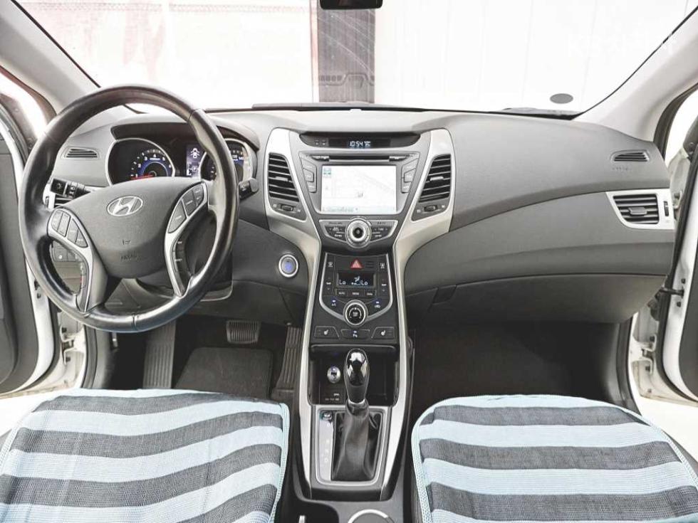 Hyundai Avante — miniaturë 7