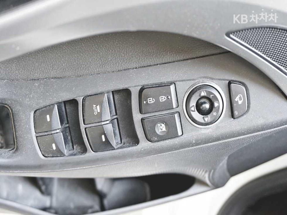 Hyundai Avante — miniaturë 17