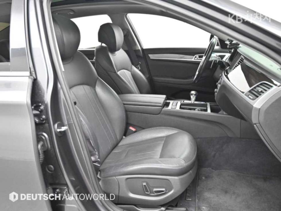 Genesis G80 — miniaturë 10