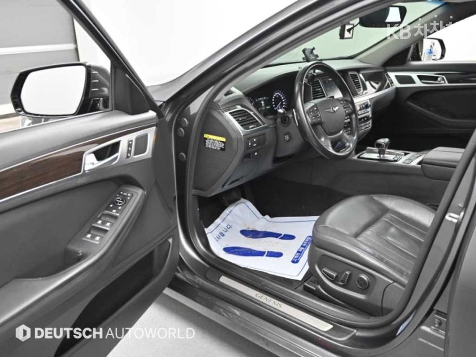 Genesis G80 — miniaturë 11