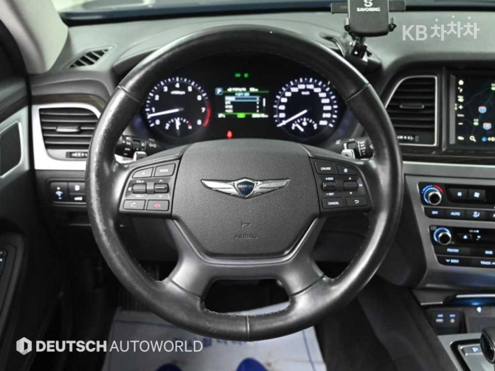 Genesis G80 — miniaturë 13