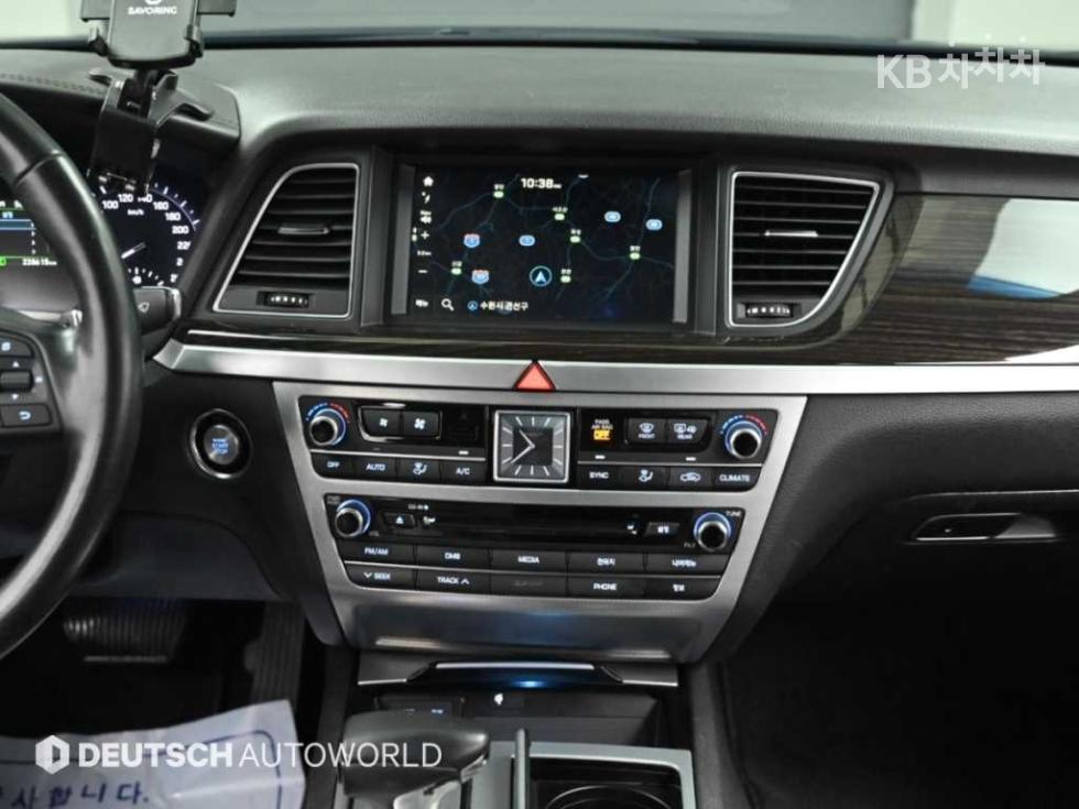 Genesis G80 — miniaturë 14