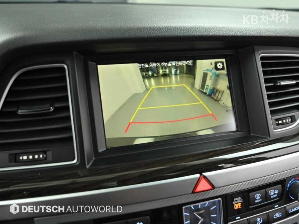 Genesis G80 — miniaturë 15