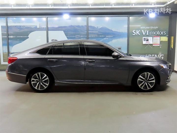 Honda Accord — miniaturë 3