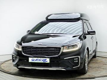 Kia Carnival 9-Seater Hi-Limousine Noblesse Special — foto 1