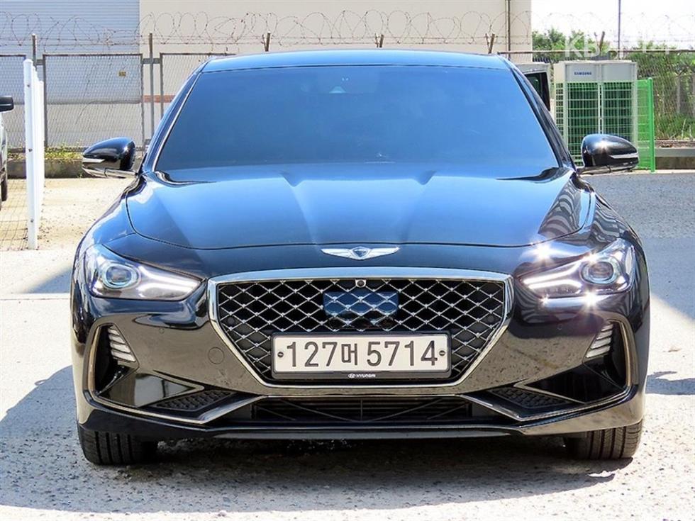 Genesis G70