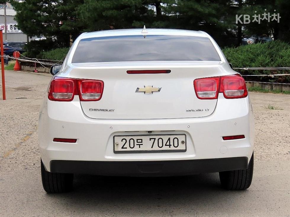 Chevrolet Malibu — miniaturë 4