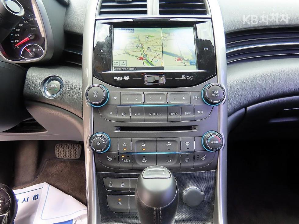 Chevrolet Malibu — miniaturë 12