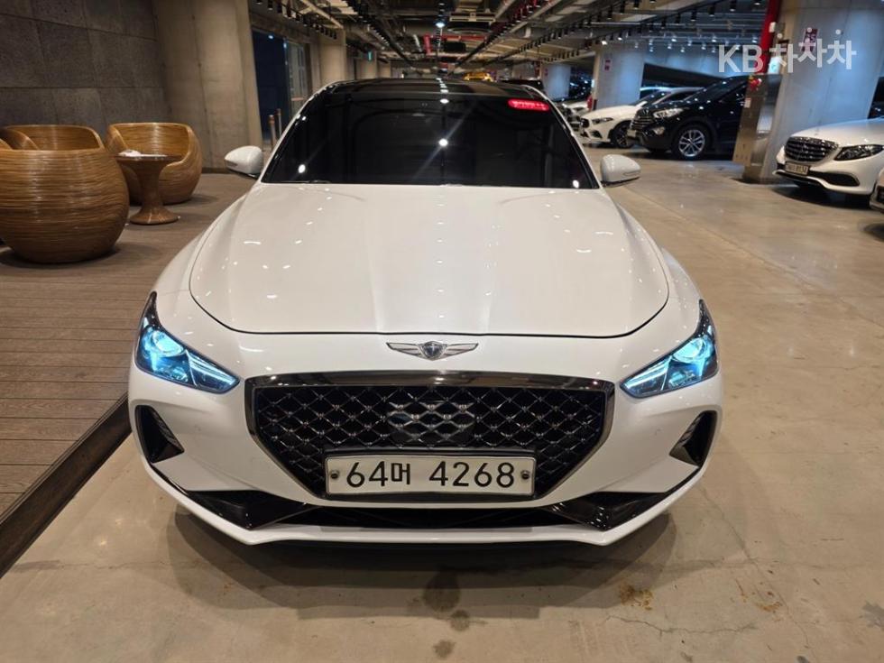Genesis G70