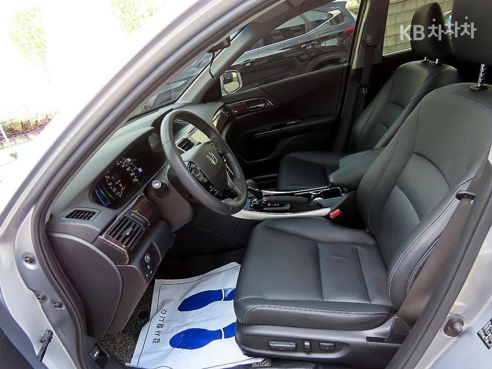 Honda Accord — miniaturë 5