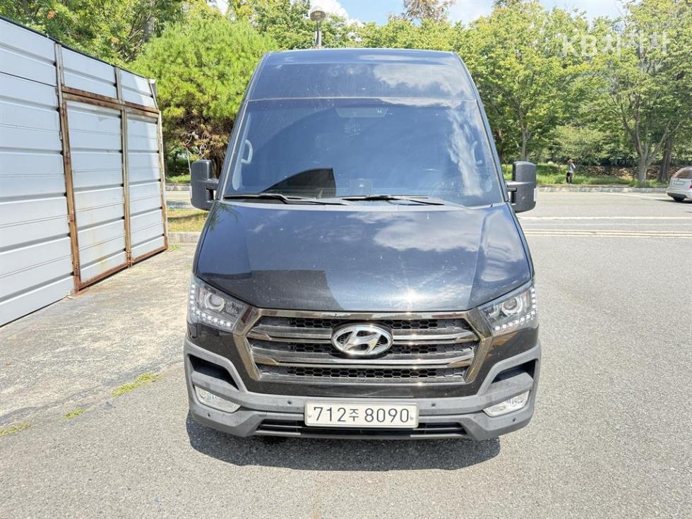 Hyundai Solati 2.5 디젤 15인승 럭셔리 — foto 1