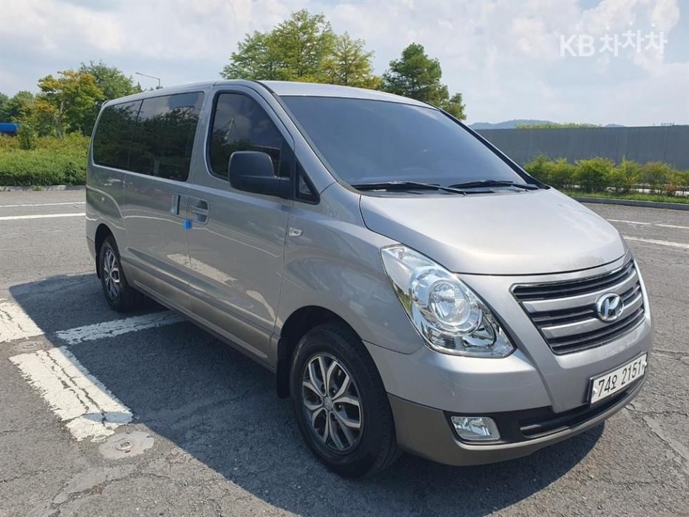 Hyundai Starex — miniaturë 3
