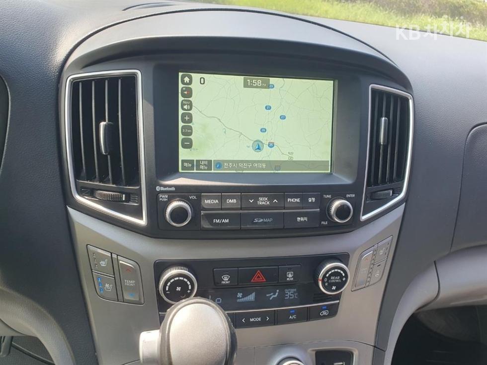 Hyundai Starex — miniaturë 13