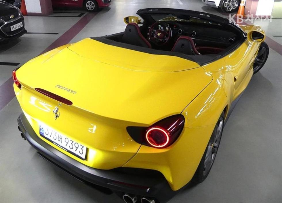 Ferrari Portofino — miniaturë 2