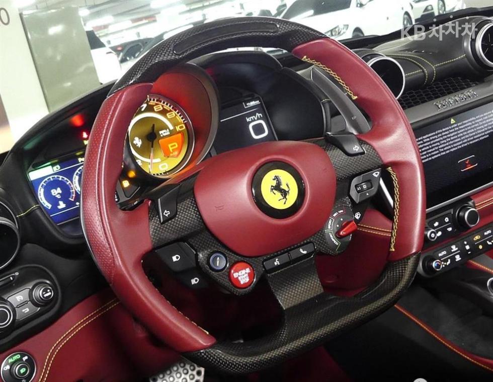 Ferrari Portofino — miniaturë 14