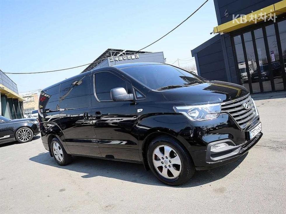 Hyundai Starex — miniaturë 3