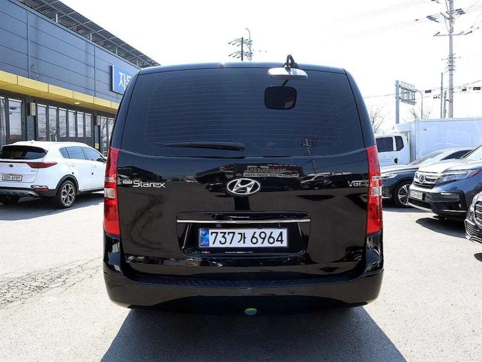 Hyundai Starex — miniaturë 5
