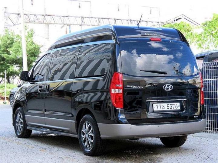 Hyundai Starex — miniaturë 3