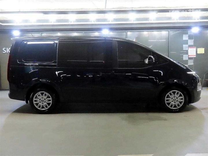 Hyundai Staria — miniaturë 3