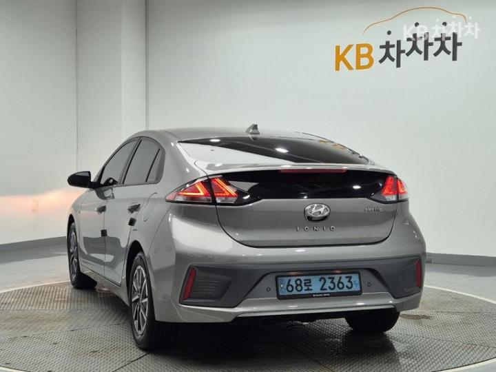Hyundai IONIQ — miniaturë 2