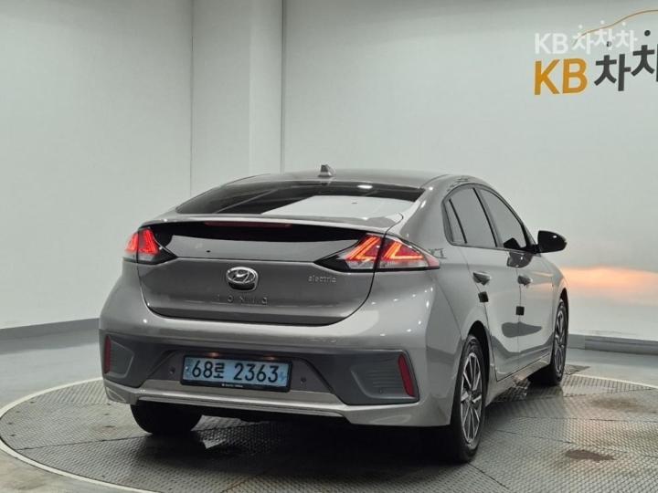 Hyundai IONIQ — miniaturë 3