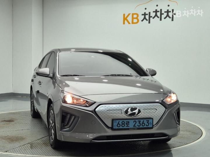 Hyundai IONIQ — miniaturë 4