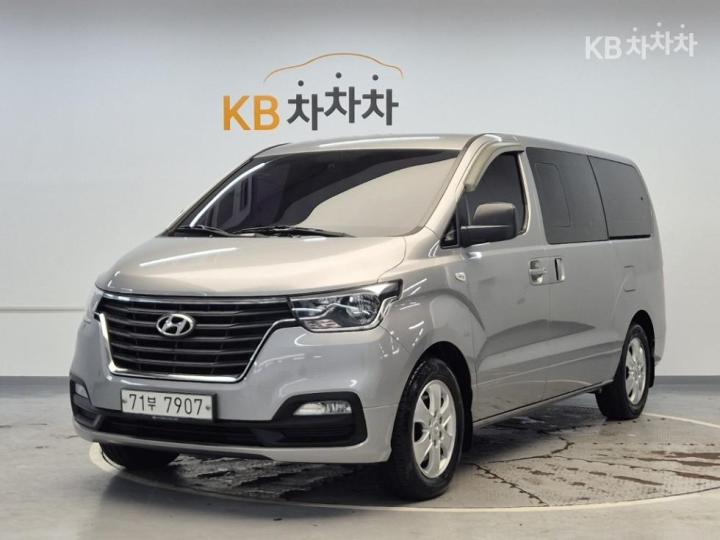 Hyundai Starex 11인승 디젤 스마트 — foto 1
