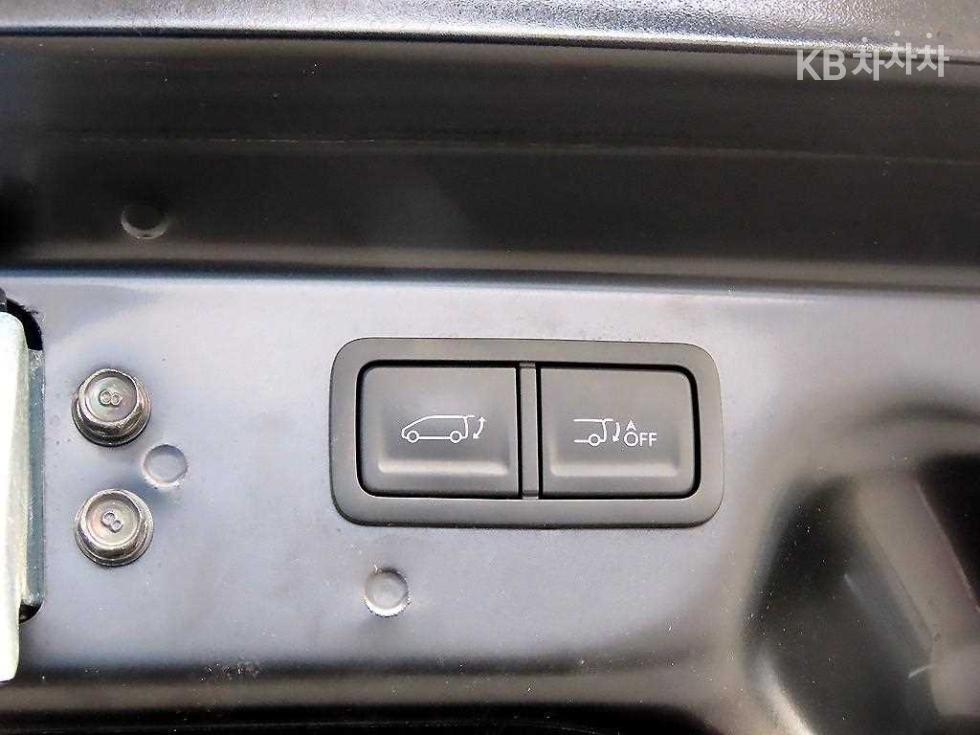 Hyundai Staria — miniaturë 17