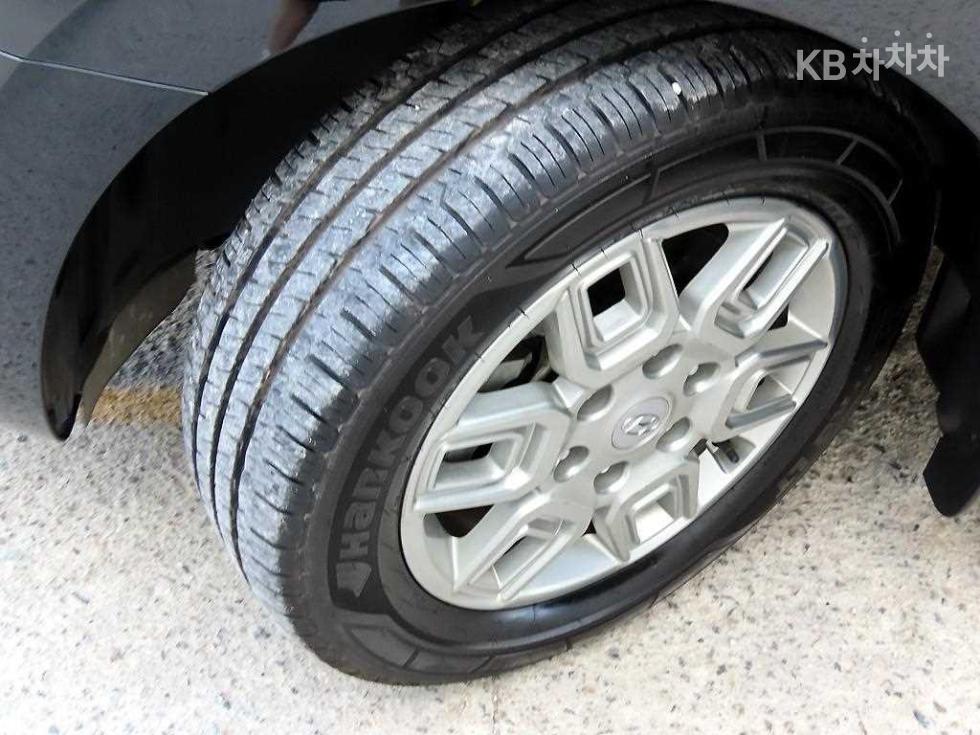 Hyundai Staria — miniaturë 20