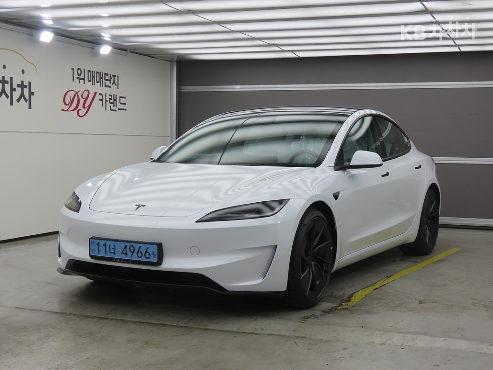 테슬라 모델 3 2026년식 테슬라 Model 3 Performance
